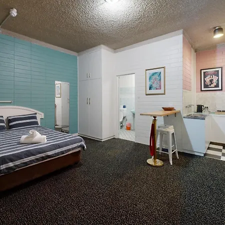 West End Motel & Backpackers-2